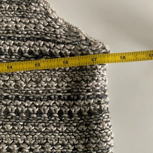 Vince Neutral Striped Sleeveless Knit Tank Size S - Picture 9 of 16